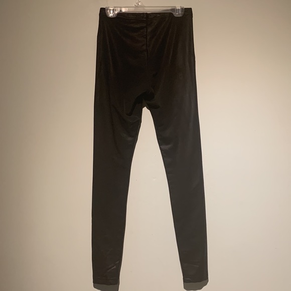 🔥🔥🔥 American Apparel Metallic Legging. Matte black. Size Medium - Picture 2 of 8